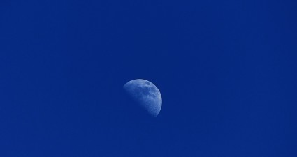 moon-769918_1280