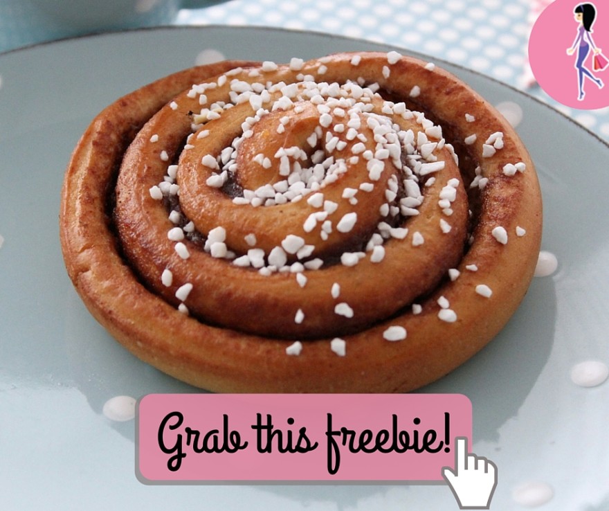 free cinnamon roll minibon cinnabon cinnamon bun bakery sweets treat sample freebie catchyfreebies